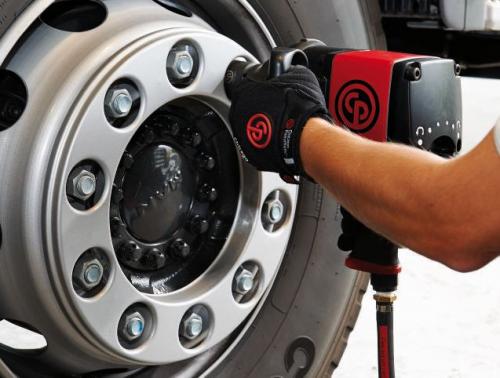 Pneumatic wrench