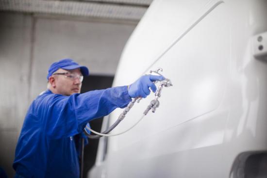 Nissan Spray finishing
